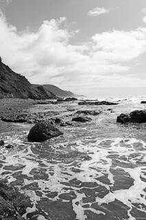 Cape Perpetua and Cove Beach on Oregon’s rugged central coast, with forested cliffs overlooking the Pacific Ocean.
