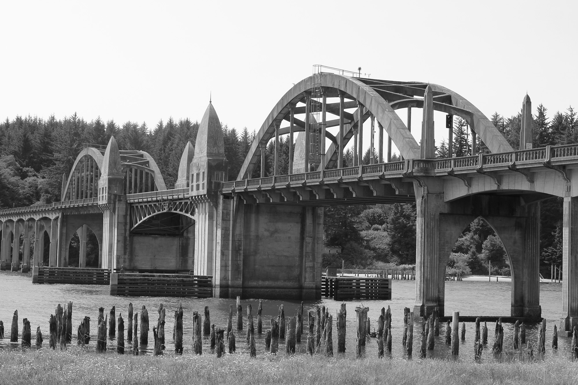Crossing Siuslaw River Bridge Florence Oregon Crossing Siuslaw River Bridge Florence Oregon